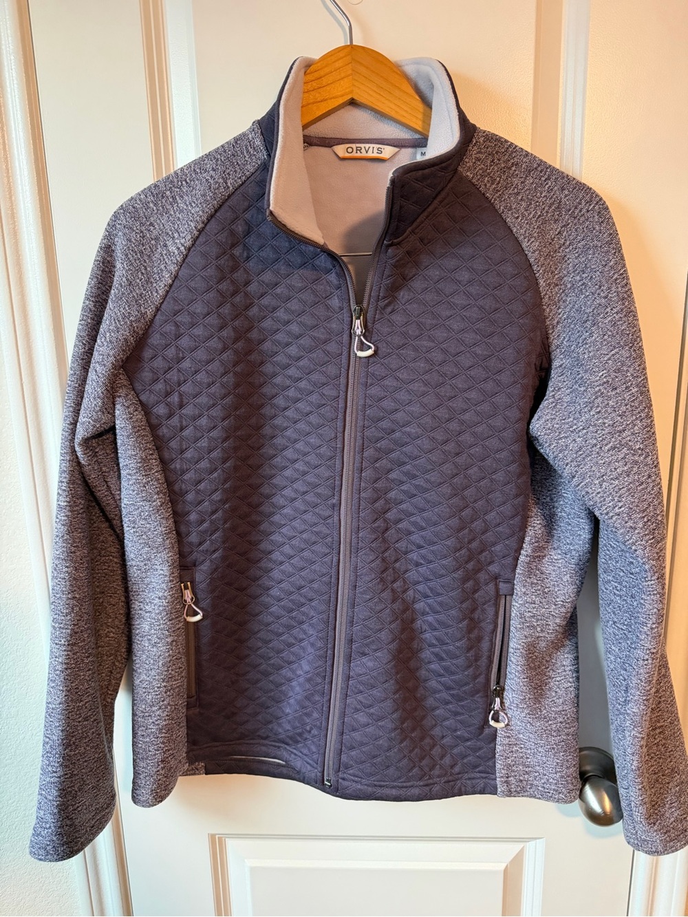 Orvis Quilted Full-Zip Jacket in Purple